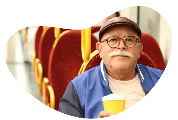 Photo d'une personne assise dans le bus